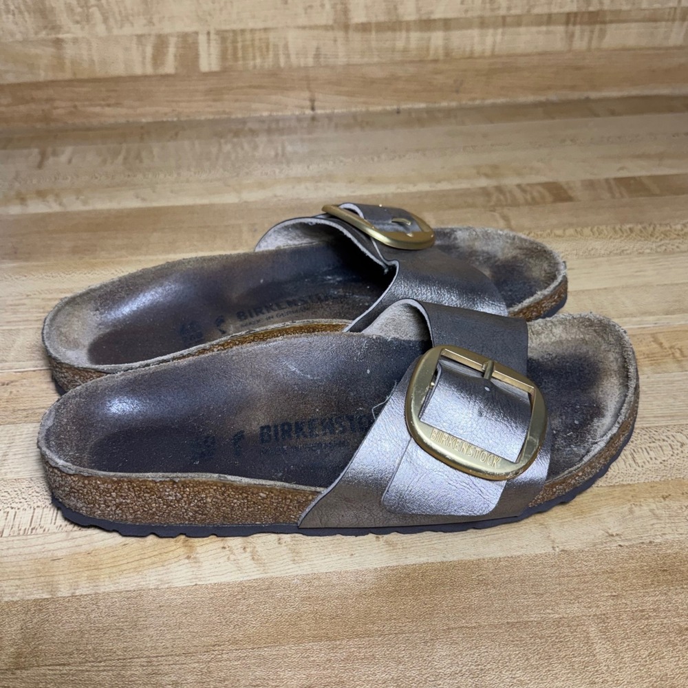 Birkenstock Madrid Big Buckle Metallic Pewter Leather Sandals Size 39 Womens 8